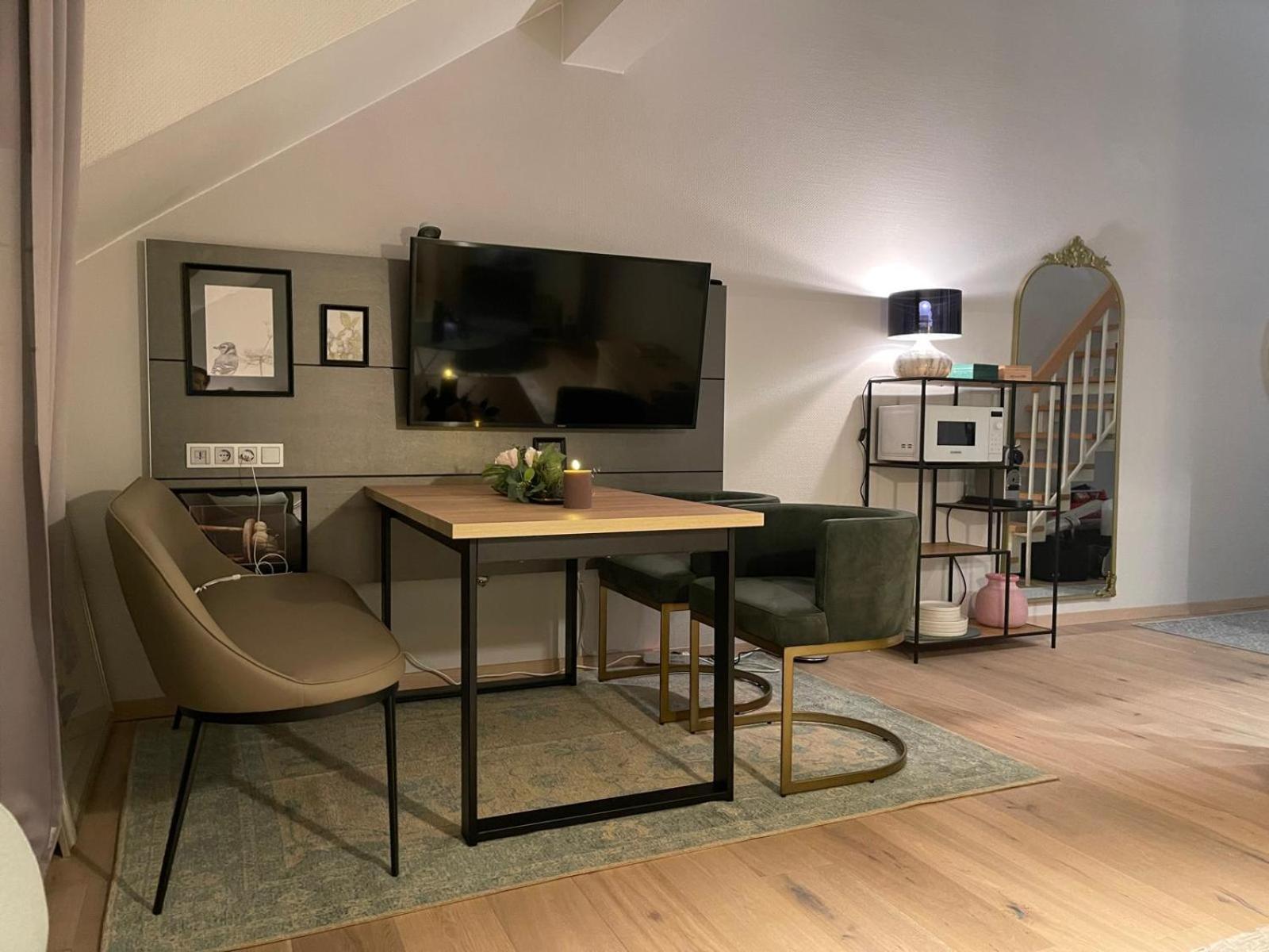 Appartement 778 Maisonette Naehe Medienhafen Düsseldorf
